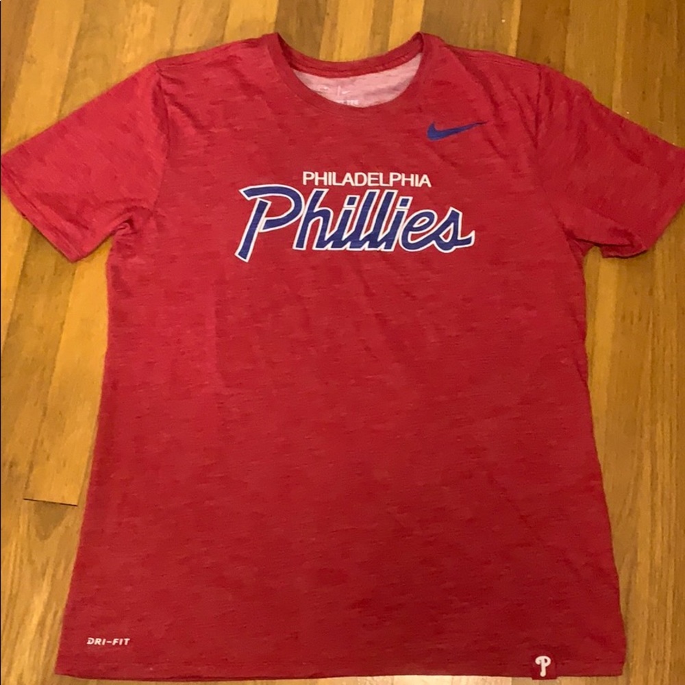 Men’s Nike dri-fit Phillies Shirt
